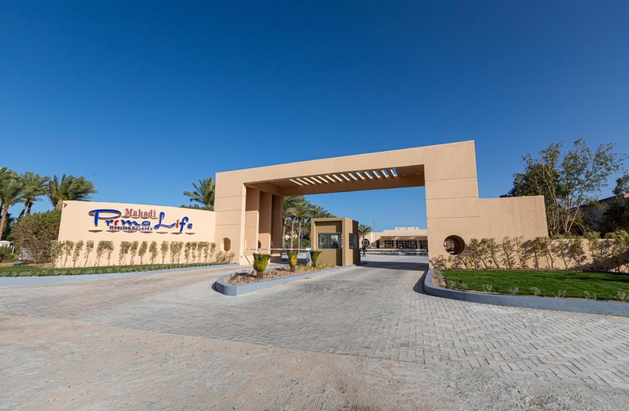 Prima Life Makadi Hotel Hurghada Exterior photo Entrance to the hotel