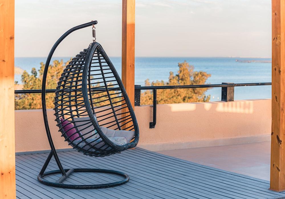 Prima Life Makadi Hotel Hurghada Exterior photo Egg chair